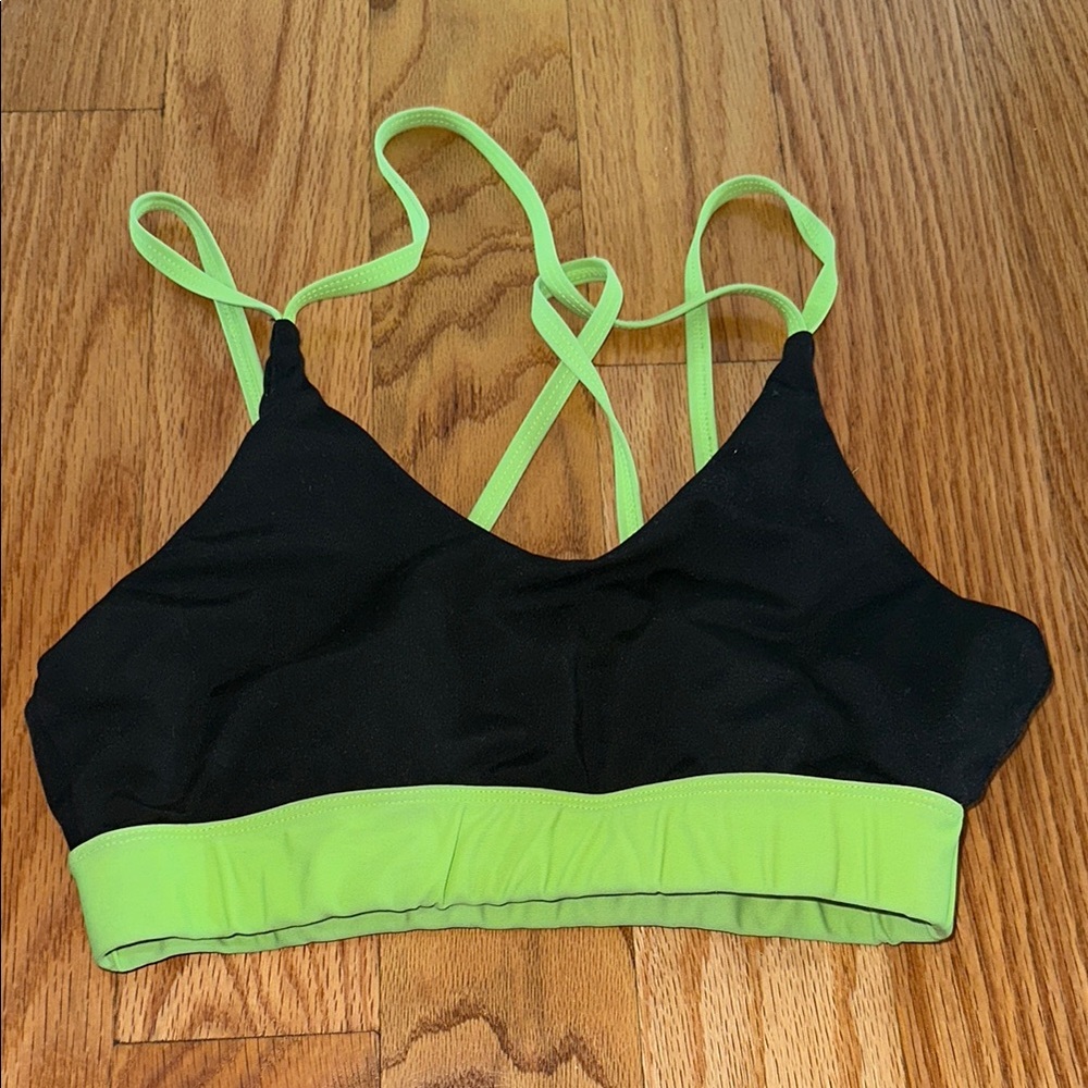 SHEIN Black and Green Sports Bra with Crisscross Straps
